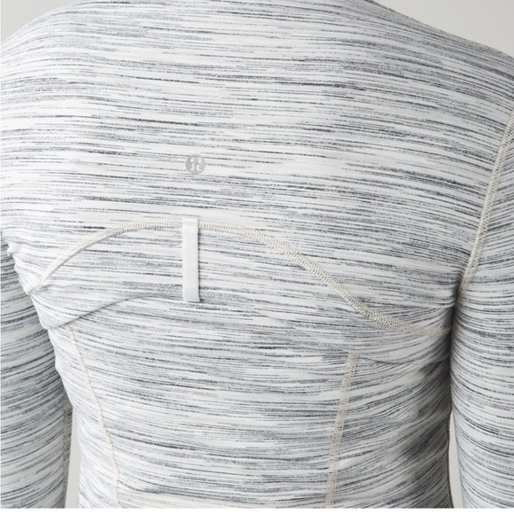 Lululemon Define Jacket in white and gray "space dye" fabric. Size 6. - Picture 3 of 4
